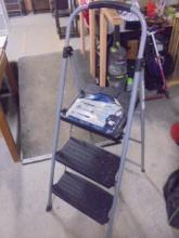Cosco 3 Step Folding Set Stool