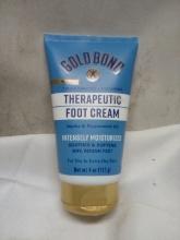 4oz Bottle of Gold Bond Therapeutic Jojoba&Peppermint Oil Foot Cream