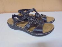 Pair of Ladies Clarks Bendables Sandals