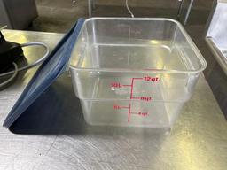 Cambro 12 qt. Semi Square Food Containers with Lids