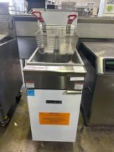 New Black Diamond 35 lb. Gas Fryer