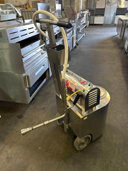 RF Hunter Mdl. EOG130 130 lb. Mobile Fryer Oil Filtration System