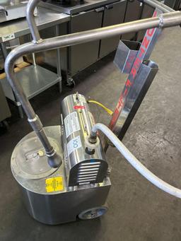 RF Hunter Mdl. EOG130 130 lb. Mobile Fryer Oil Filtration System