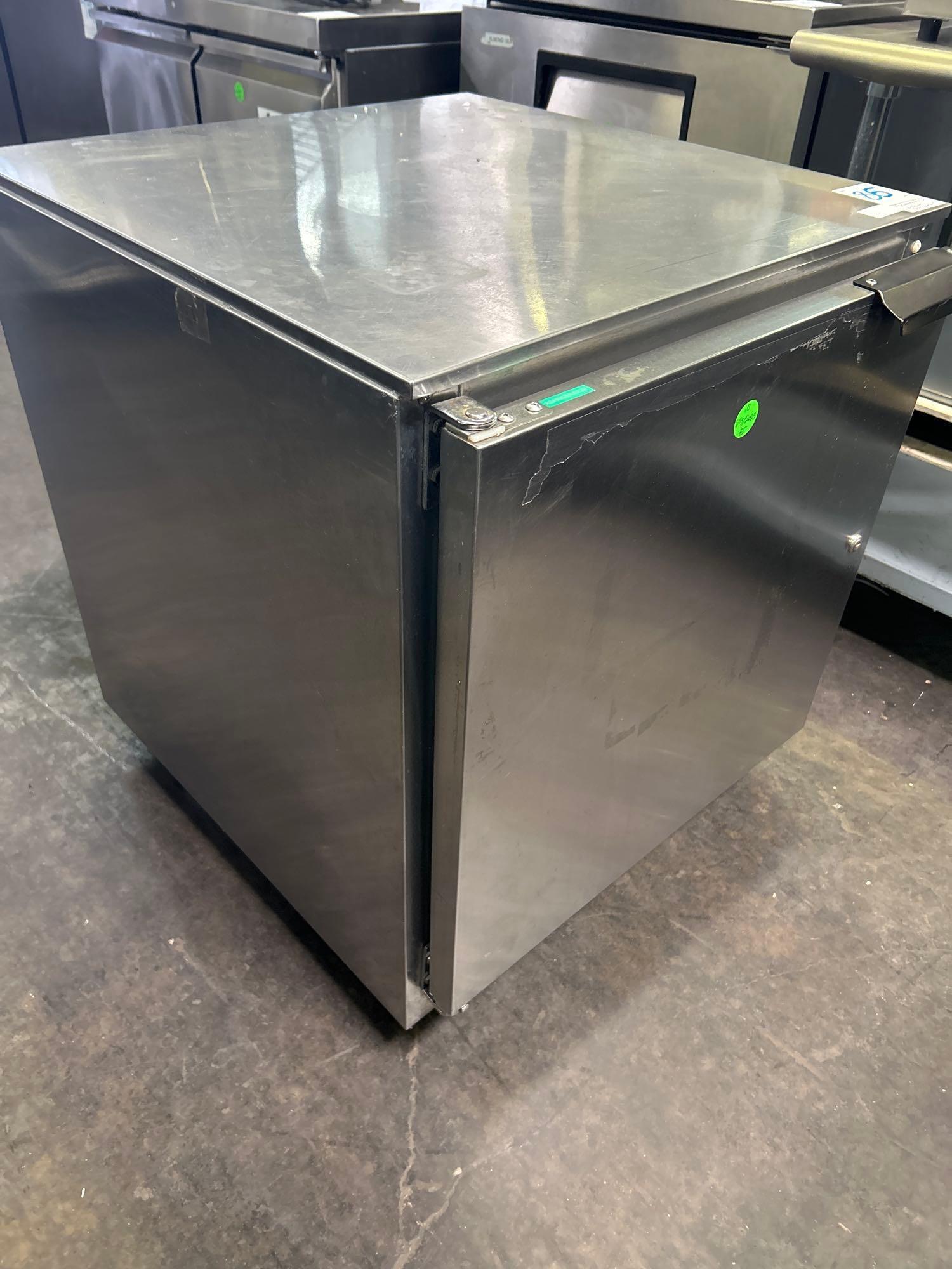 Beverage Air 27 in. Undercounter Refrigerator