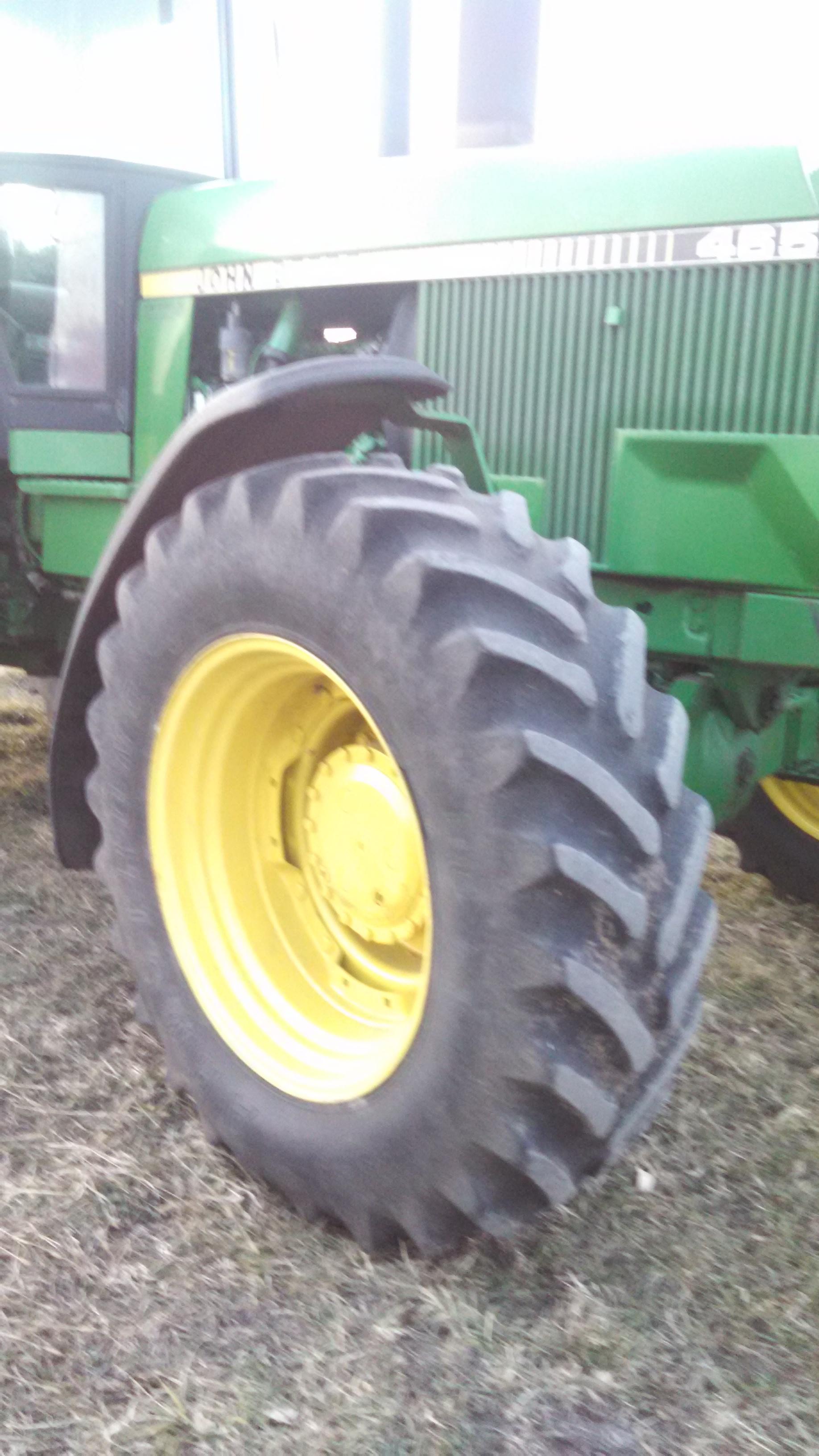 JD 4650 Tractor & Duals