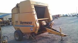 Vermeer 605 Series K Round Baler