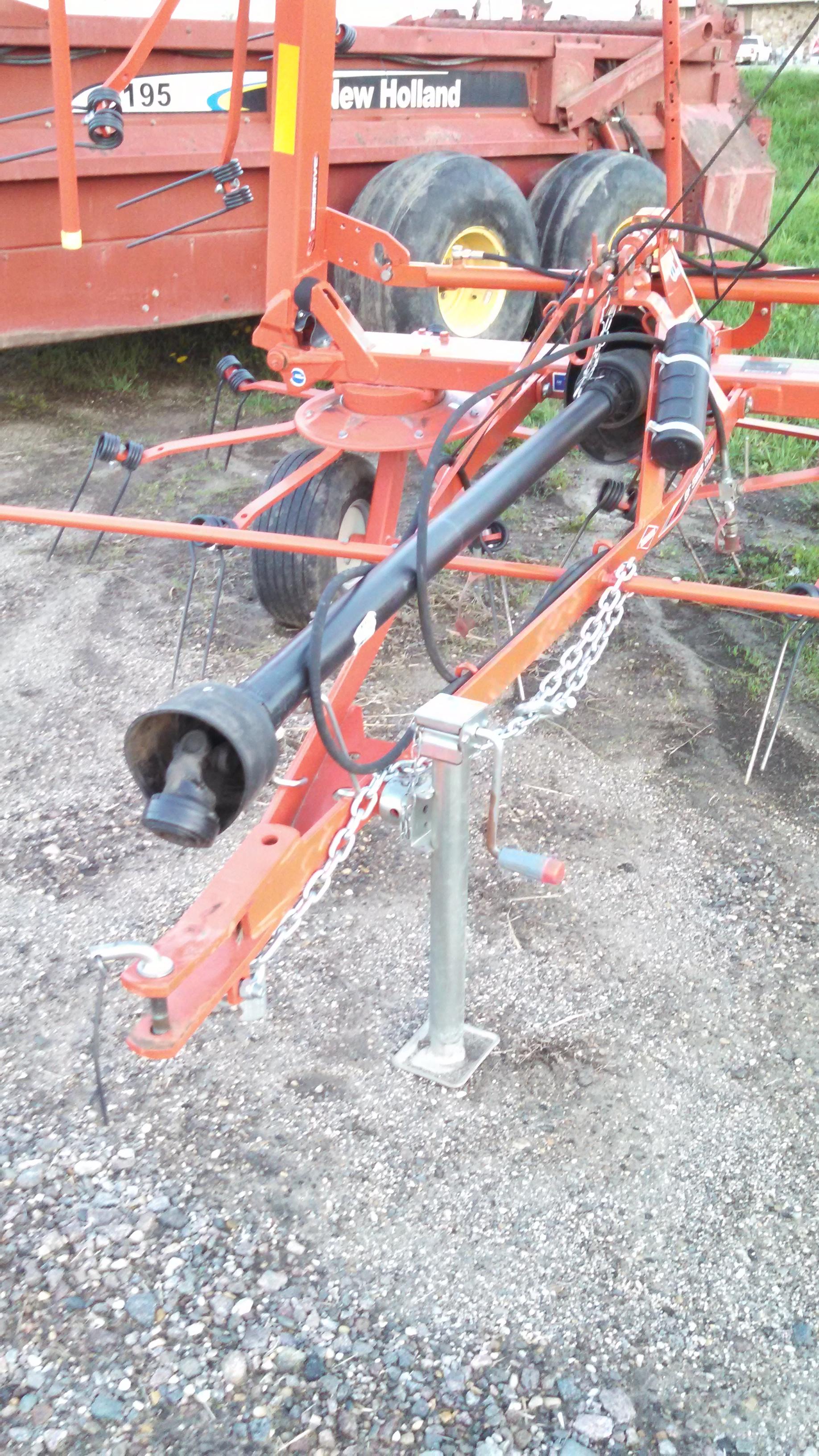2017 Kuhn 5202THA 4 Basket Hay Tetter