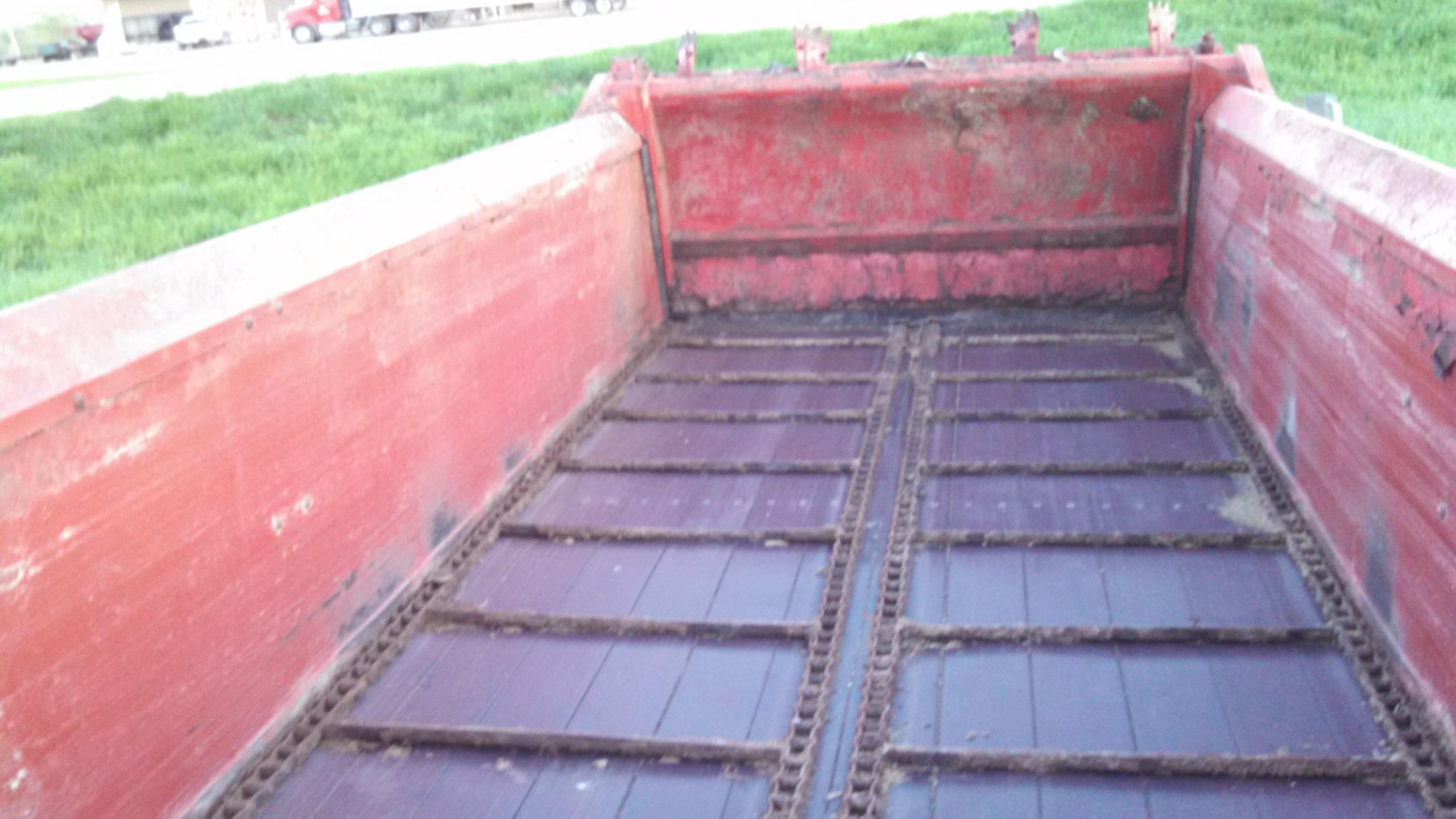 NH 195 Tandem Spreader