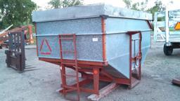 Carroll Heider Galvanized 250 Bushel Gravity Wagon No Gear