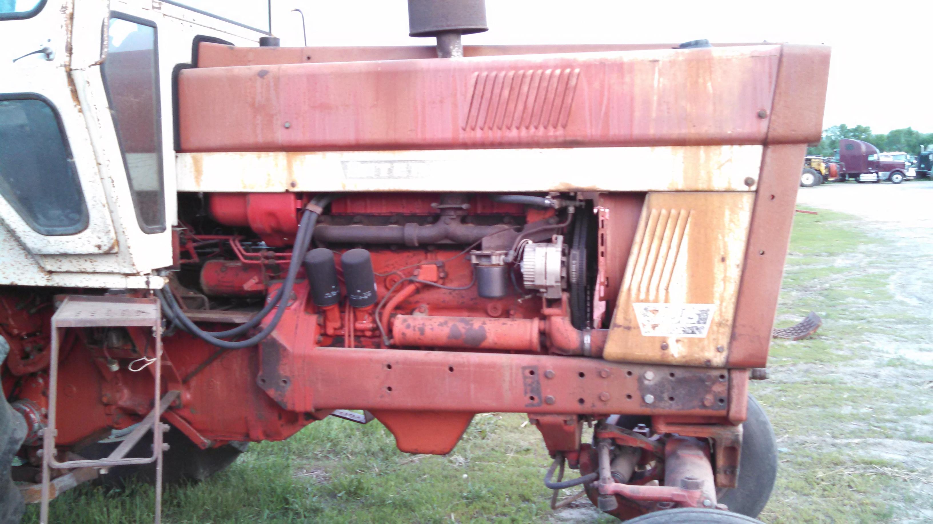 IH 766 Diesel Tractor