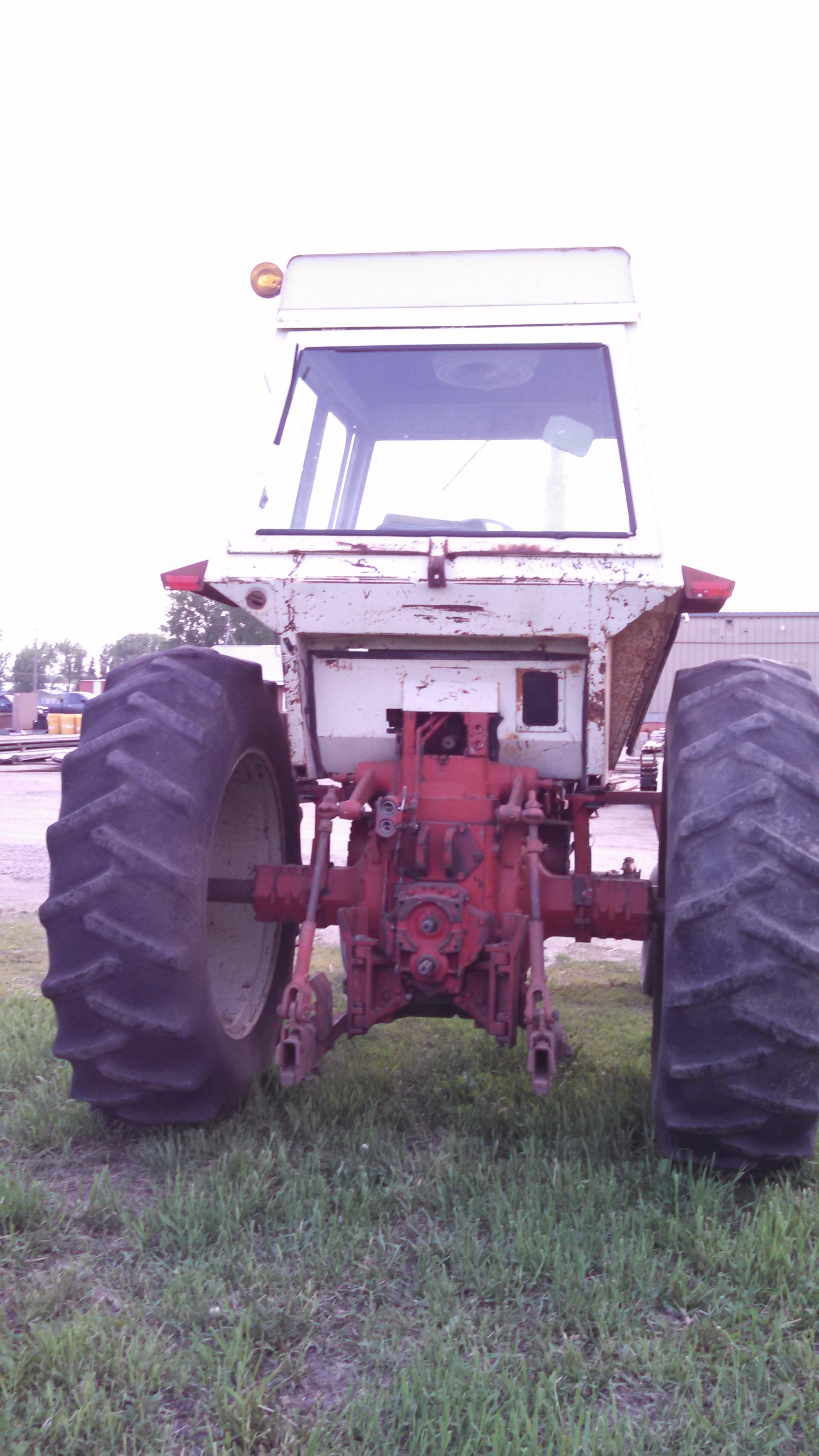 IH 766 Diesel Tractor