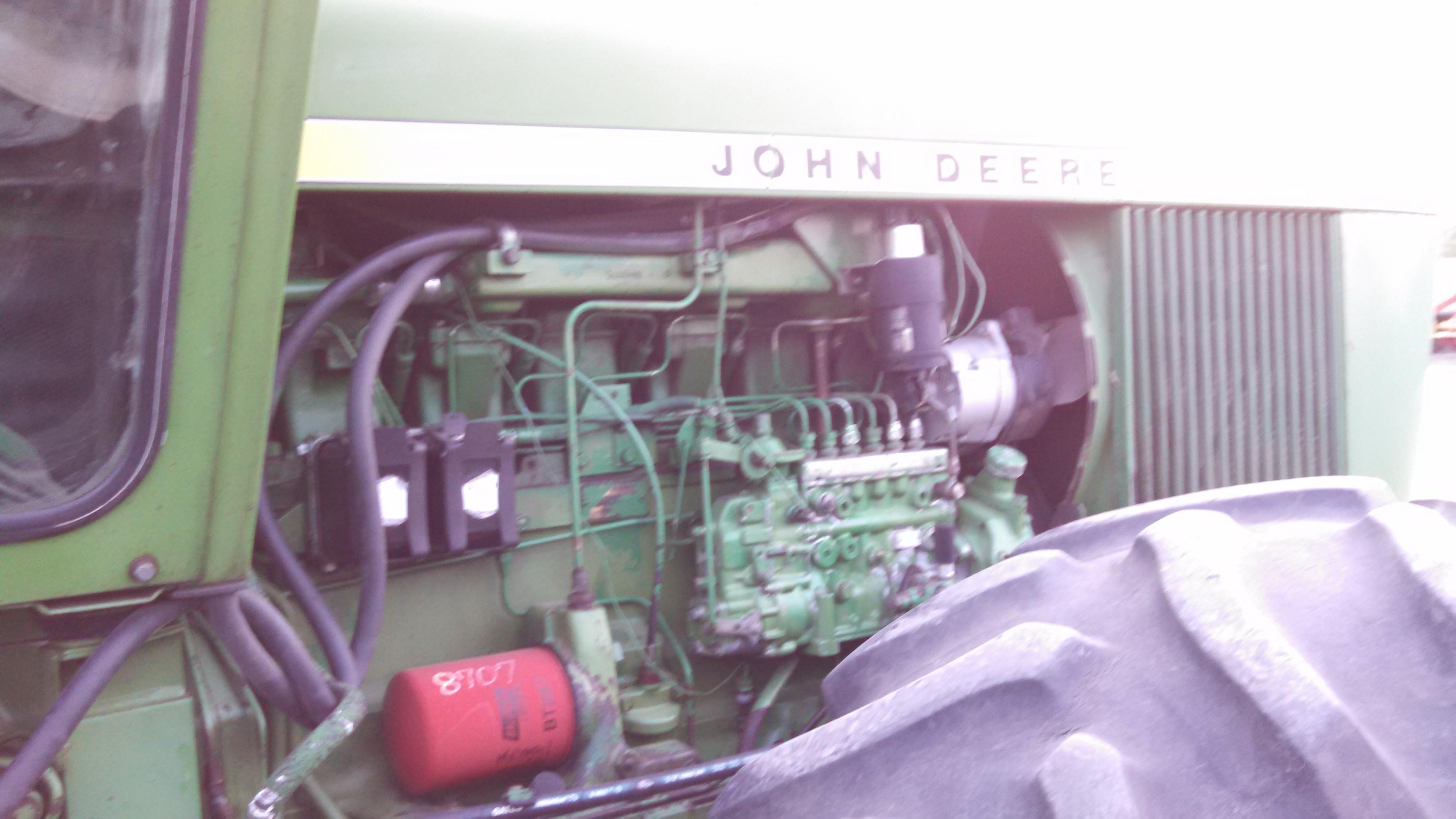 1975 JD 7520 4x4 Tractor
