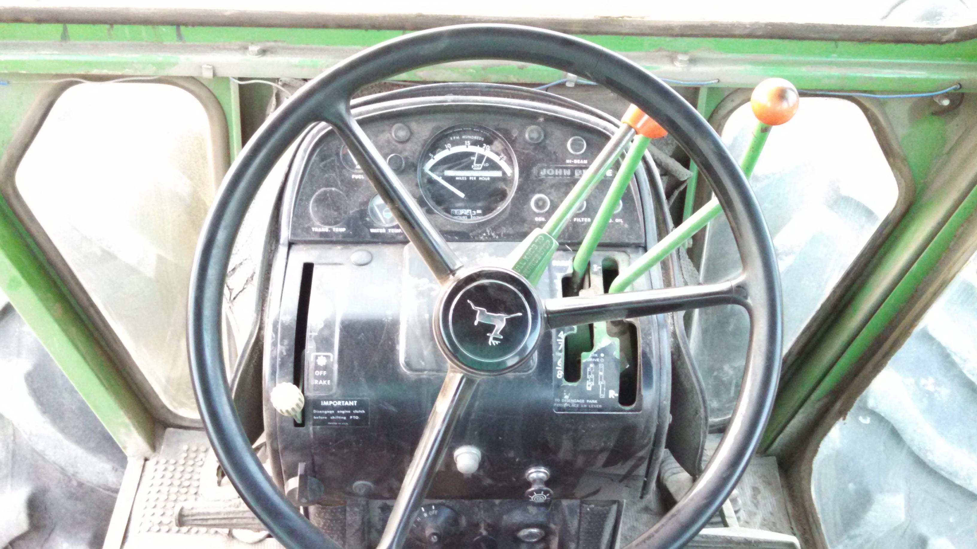 1975 JD 7520 4x4 Tractor