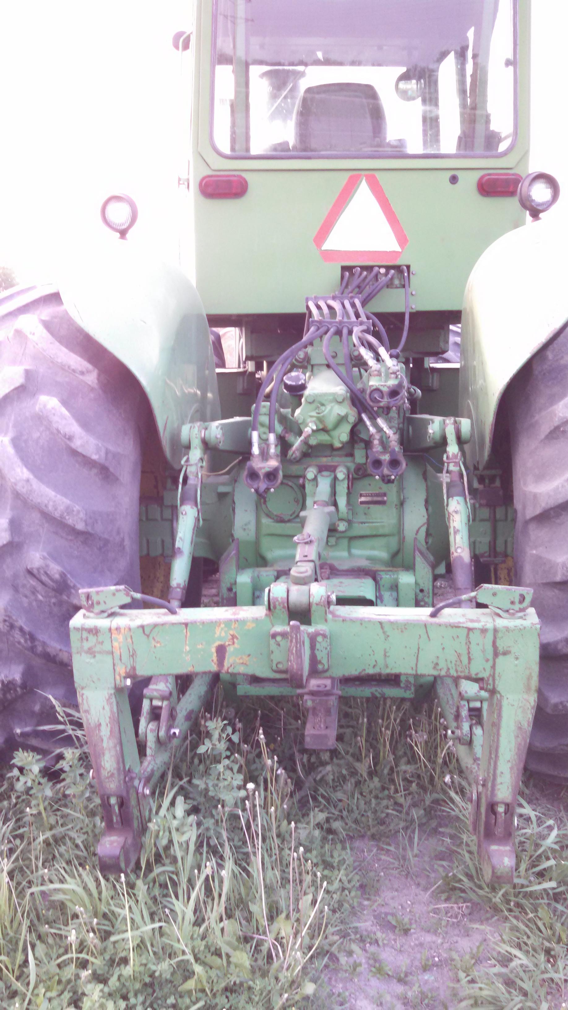 1975 JD 7520 4x4 Tractor