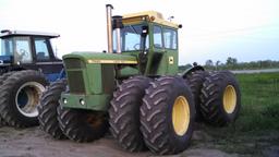 1975 JD 7520 4x4 Tractor