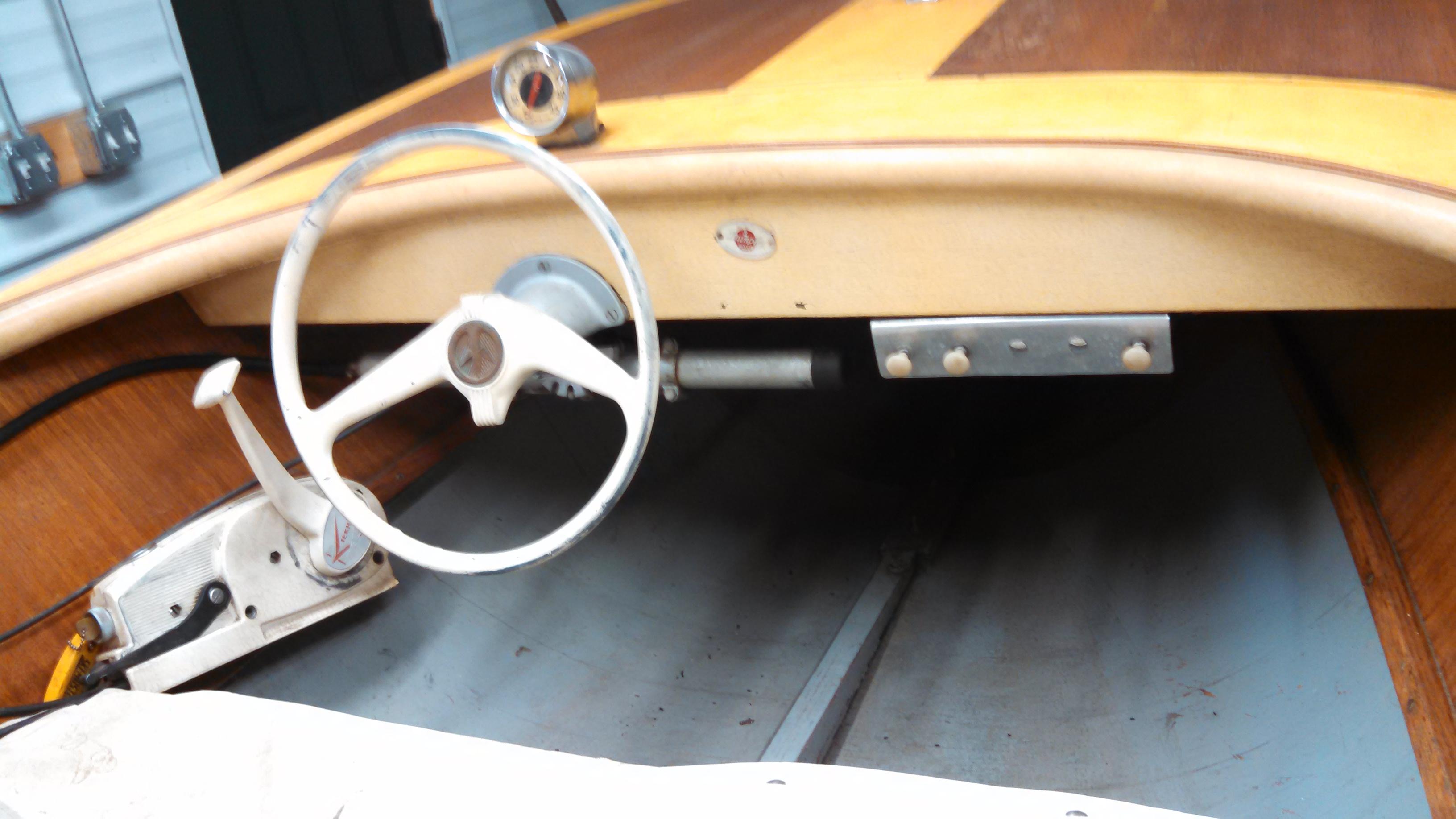 1963 Dunphy 15' Run-a-Bout Wooden Boat