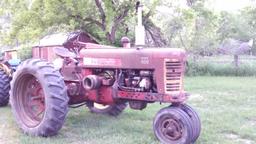 1957 IH 450 Diesel Tractor Narrow Front Draw Bar & Power Steering