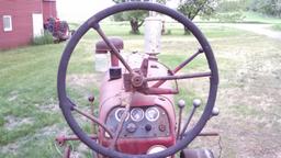 1957 IH 450 Diesel Tractor Narrow Front Draw Bar & Power Steering