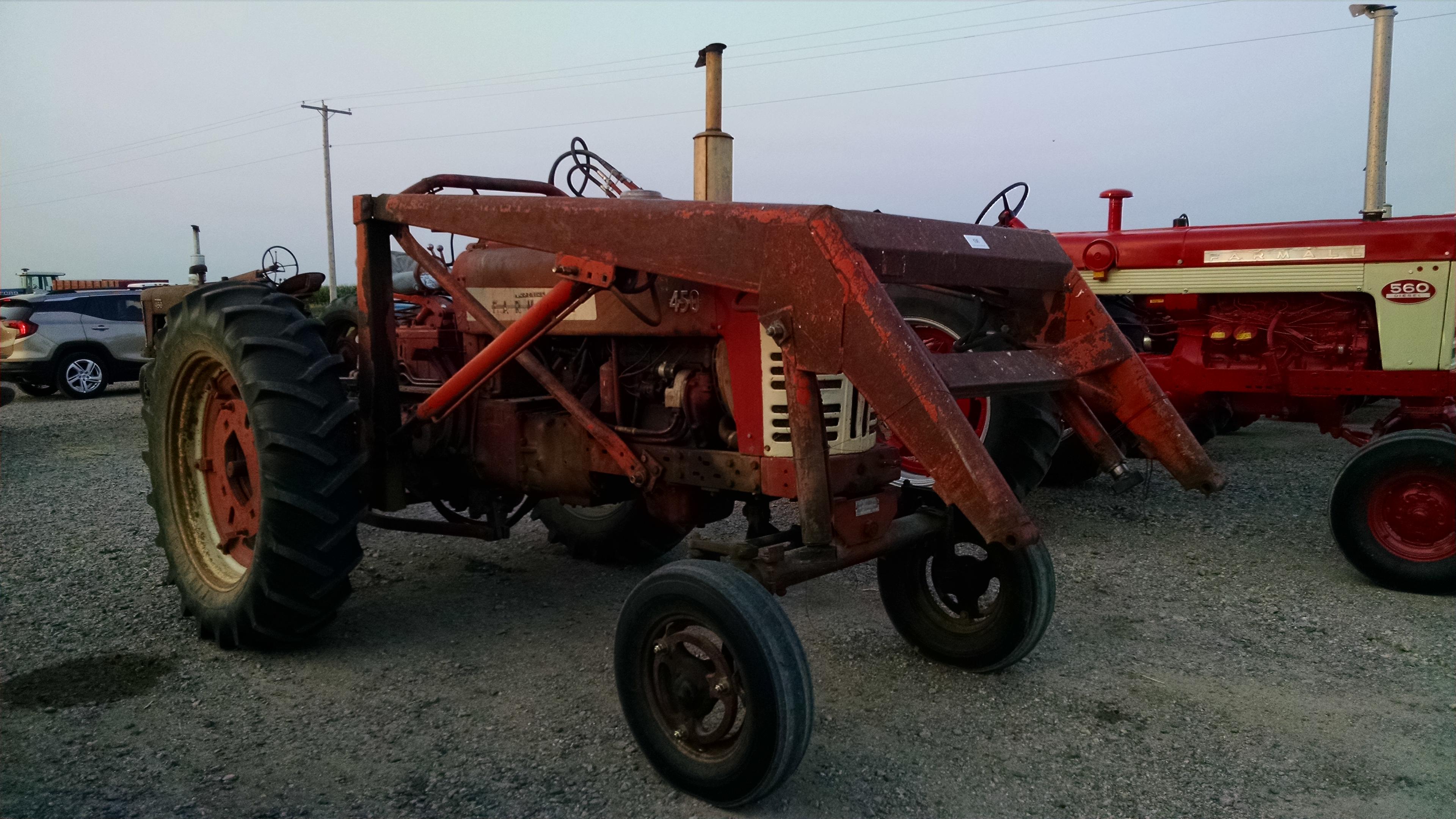 1957 IH 450 Gas Tractor