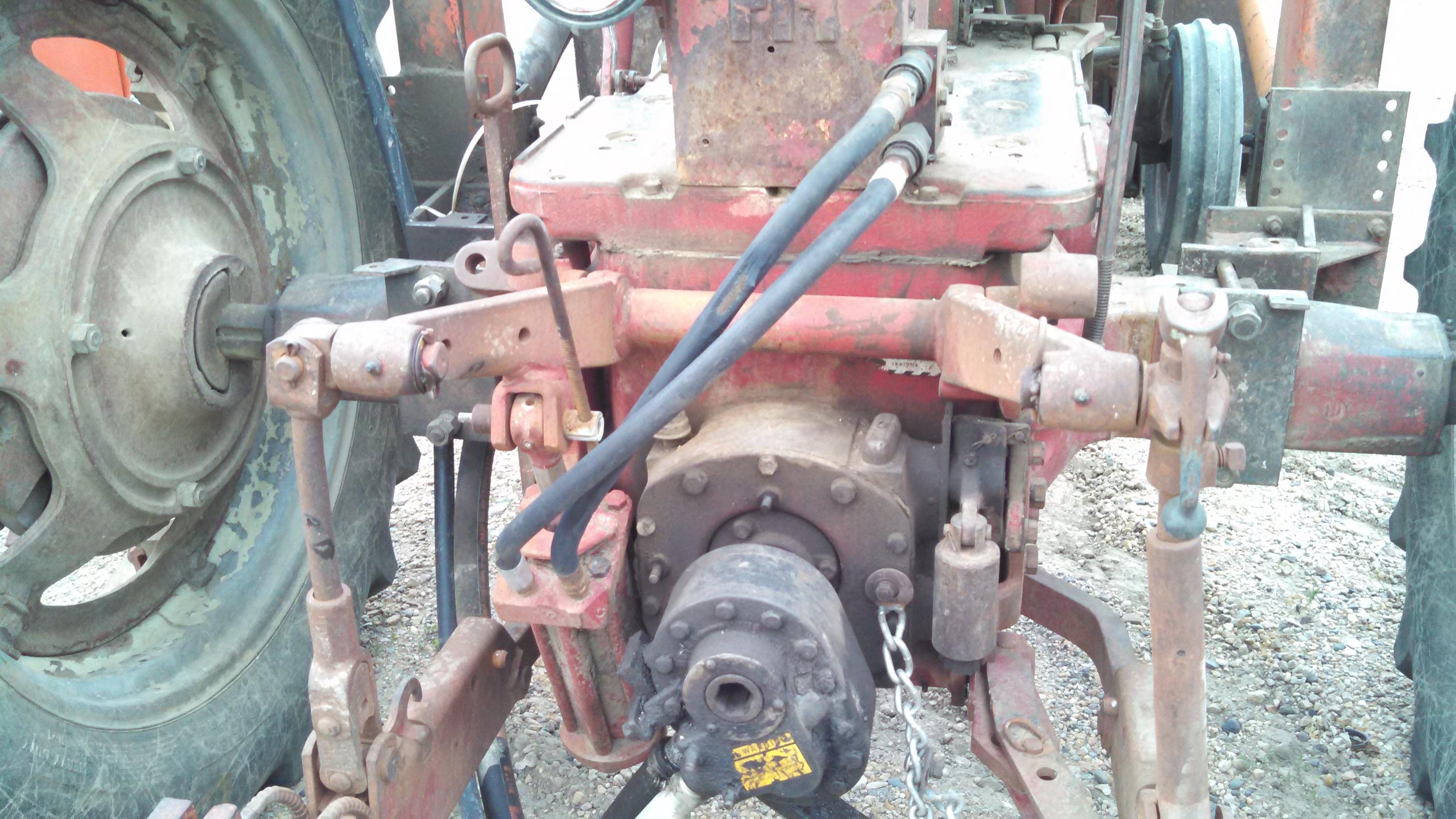 1957 IH 450 Gas Tractor