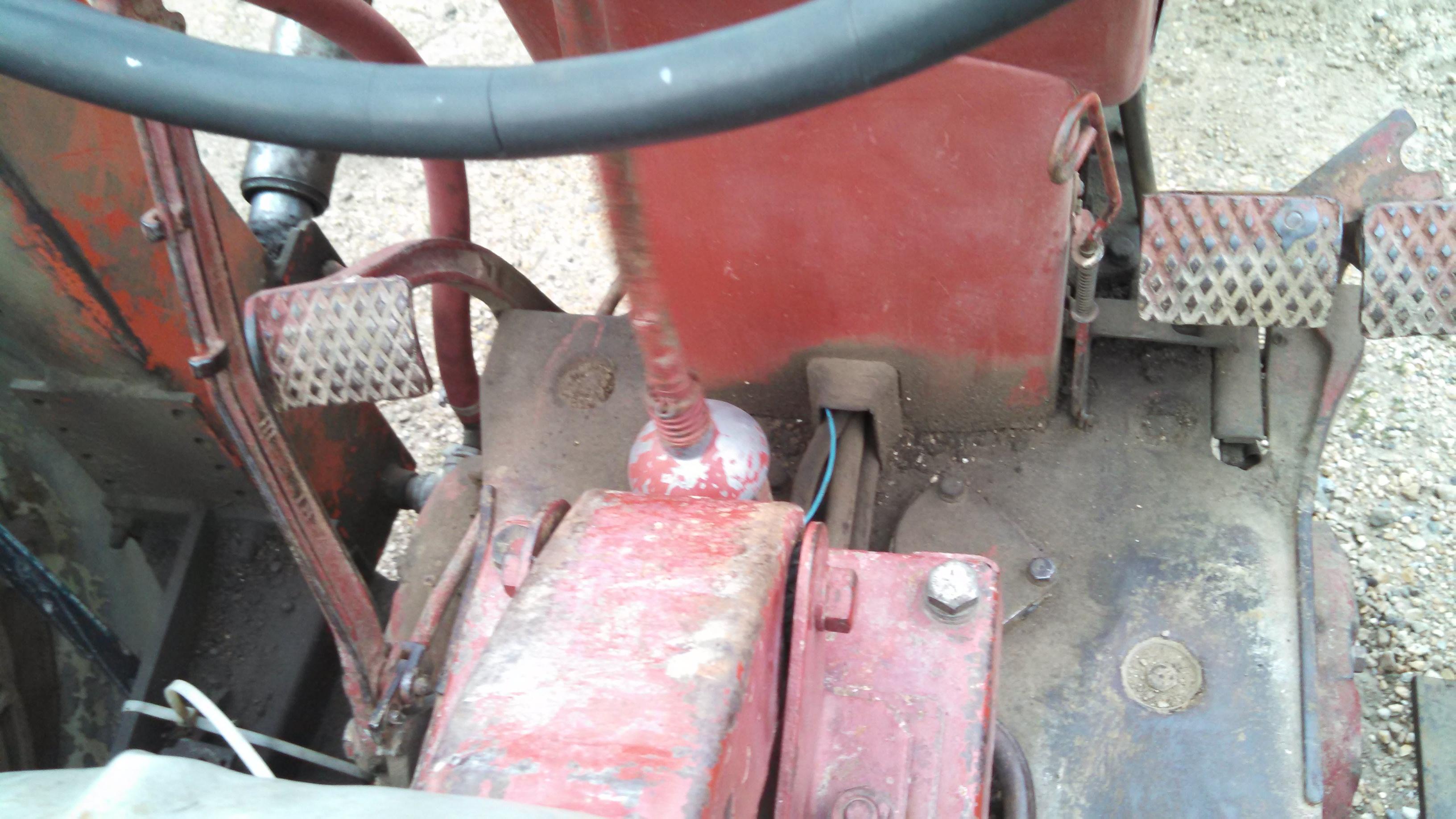1957 IH 450 Gas Tractor