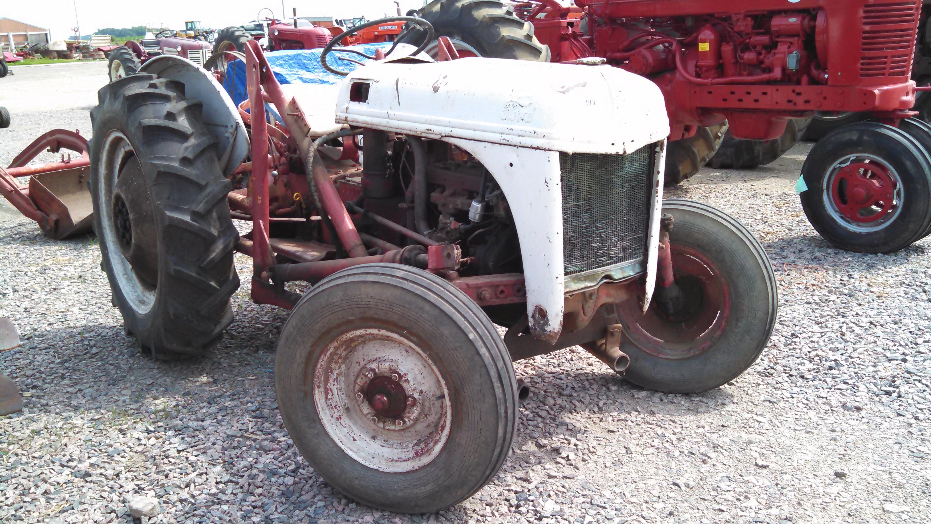 8N Ford Tractor with Loader & Bucket Motor Loose