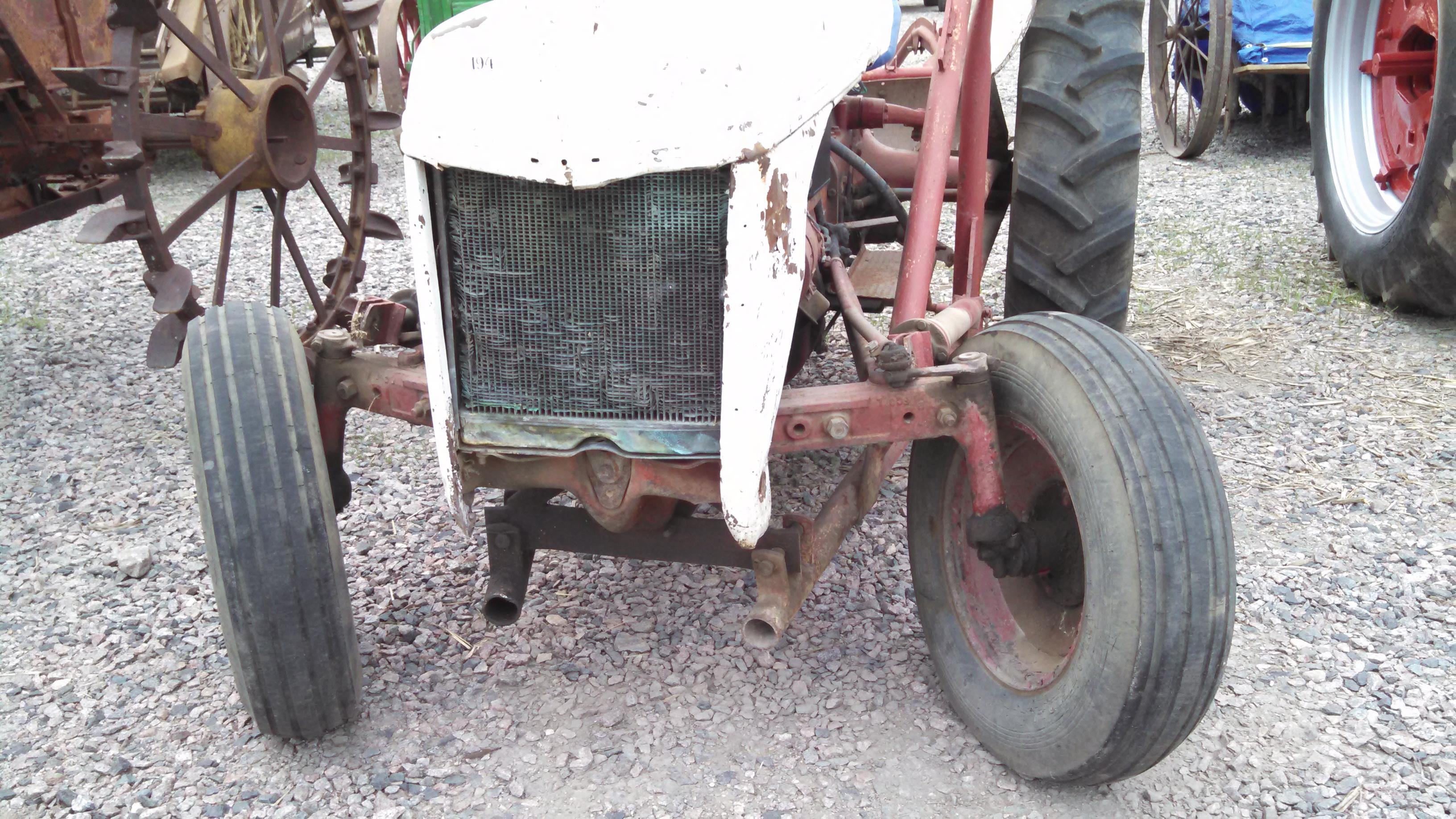 8N Ford Tractor with Loader & Bucket Motor Loose