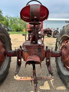 1952 Farmall M Narrow Front Tractor Runs