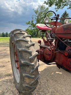 1952 Farmall M Narrow Front Tractor Runs