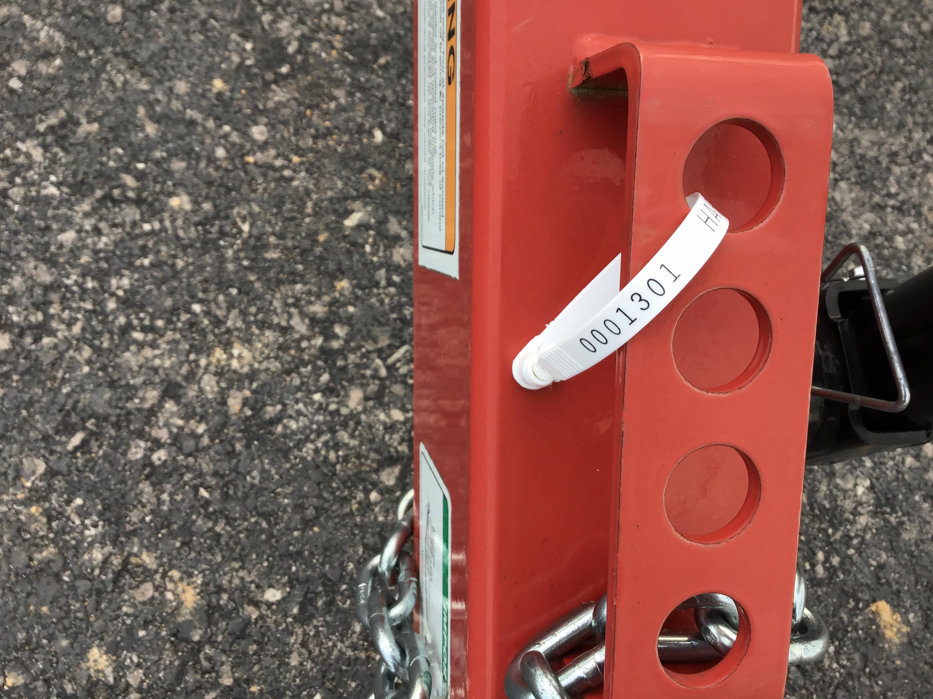 UNUSED 12 WHEEL BUSHOG BRAND V-RAKE W/ KICKER