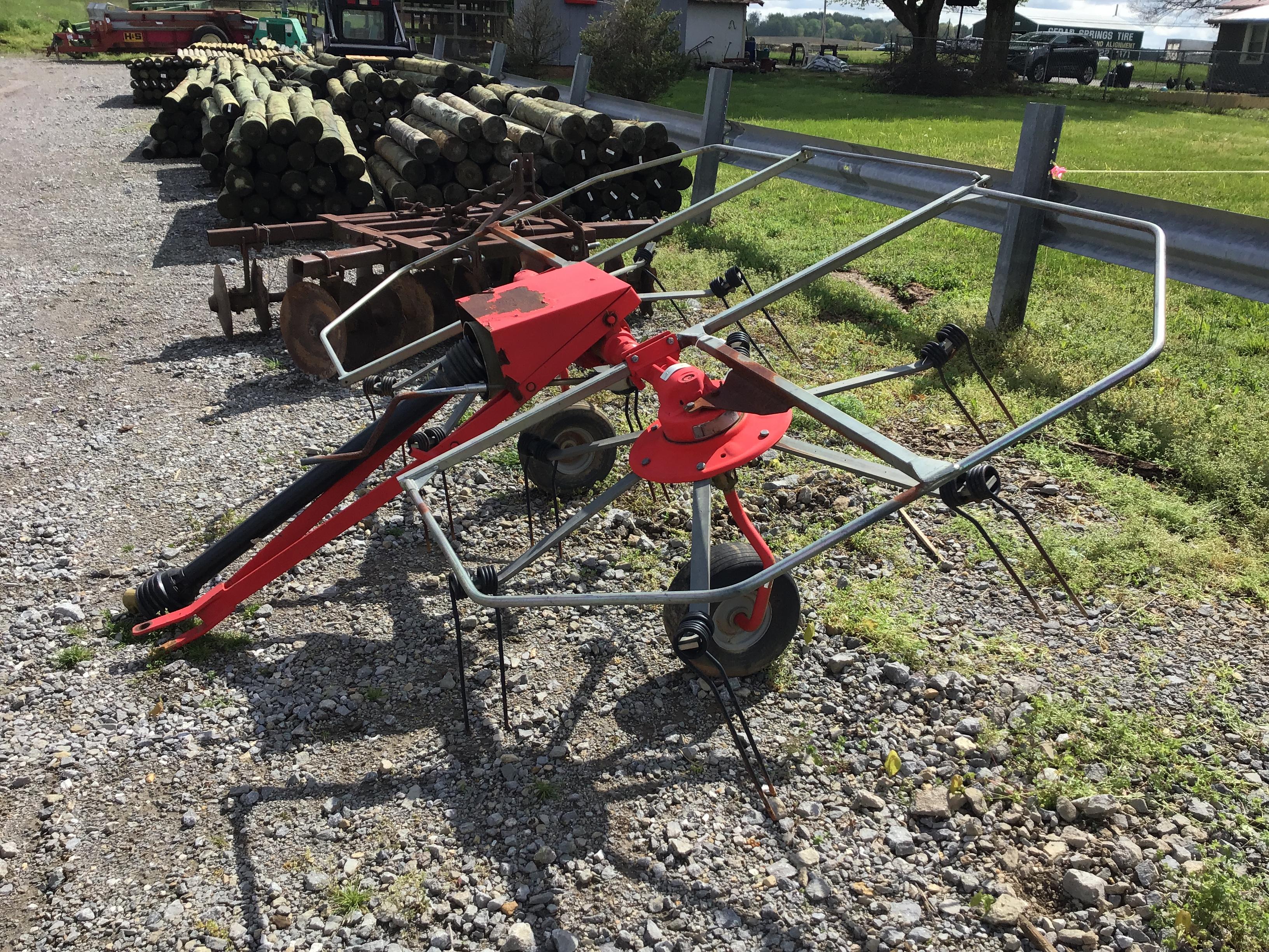10FT 2 BASKET AG MAXX HAY TEDDER