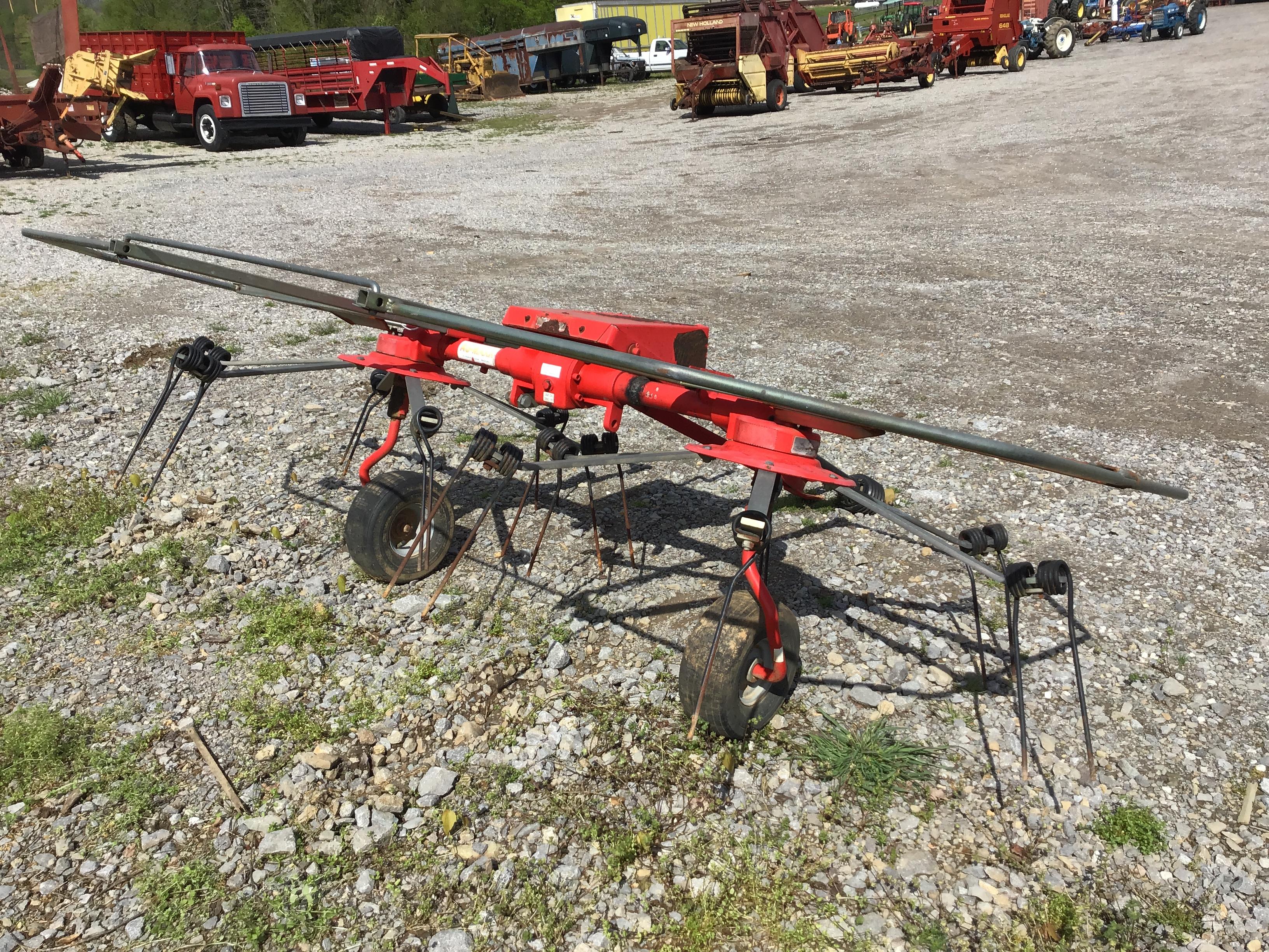 10FT 2 BASKET AG MAXX HAY TEDDER