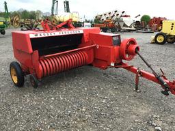 124 MASSEY FERGUSON SQUARE BALER