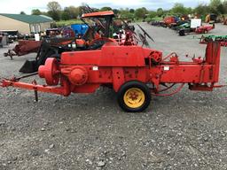 124 MASSEY FERGUSON SQUARE BALER