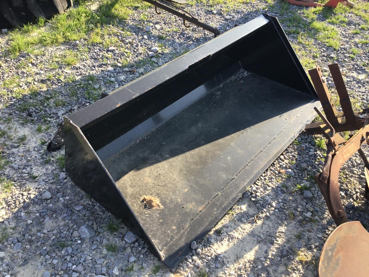 UNUSED 66'' QT BUCKET