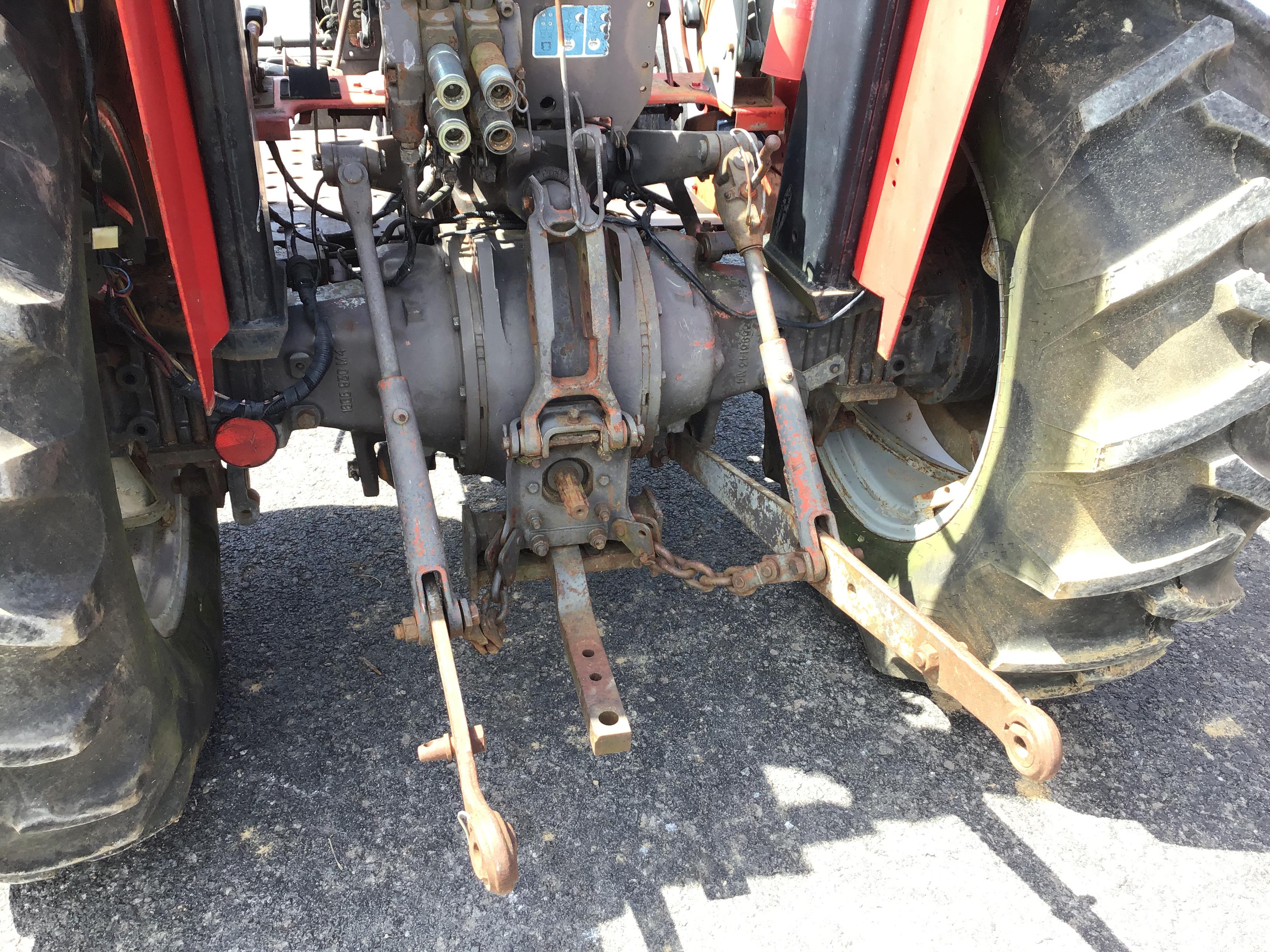 362 MASSEY FERGUSON TRACTOR