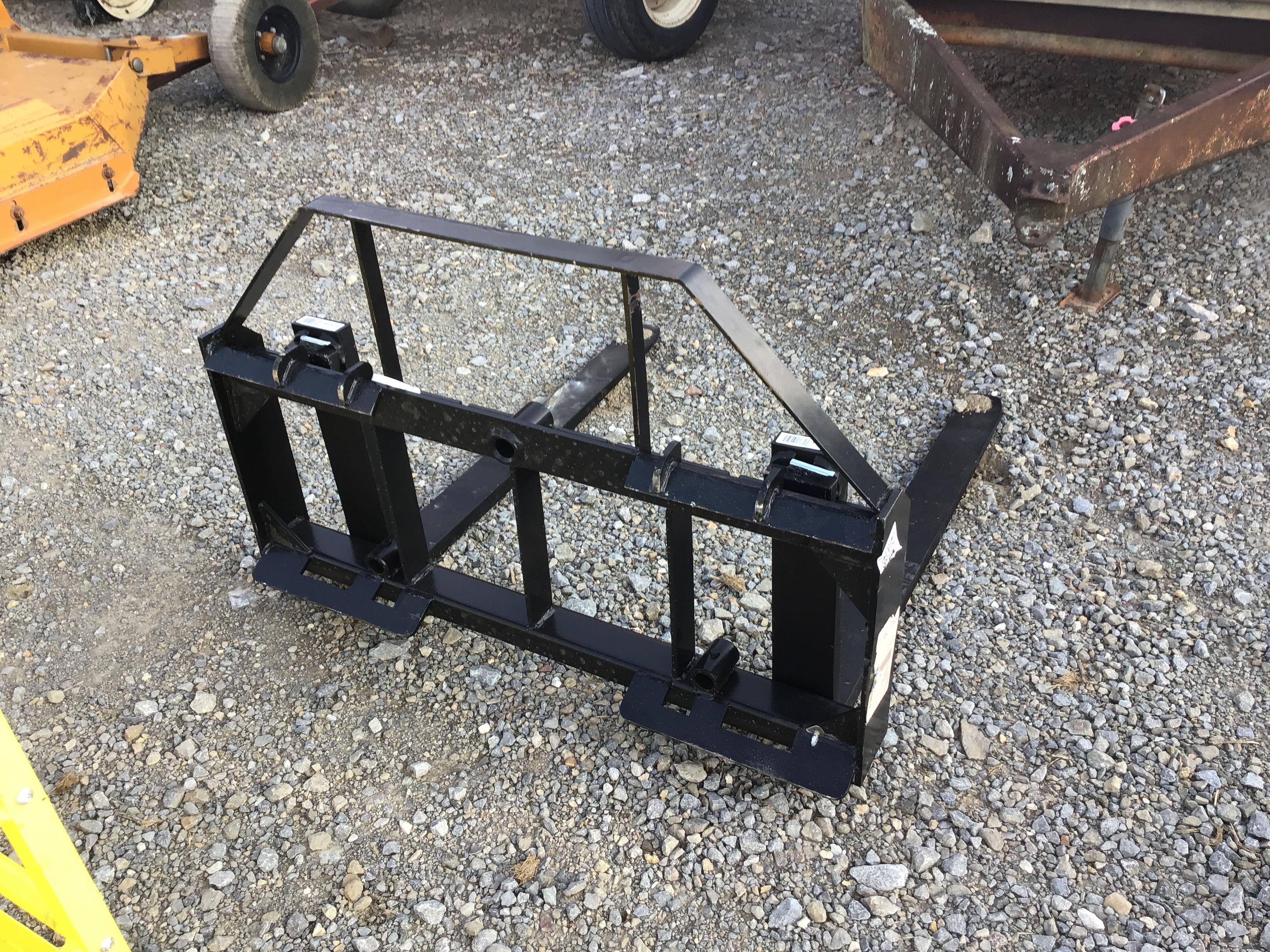 BLACK PALLET FORK