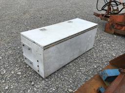 ALUMINUM TOOL BOX