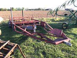 PULL TYPE SQUARE BALE ACCUMULATOR