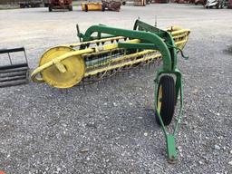 JOHN DEERE DOLLY HAY RAKE