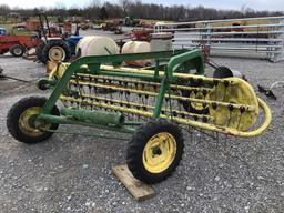 JOHN DEERE DOLLY HAY RAKE