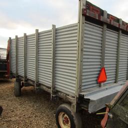 REX SILAGE WAGON ON NH GEAR