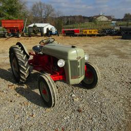 8N FORD TRACTOR