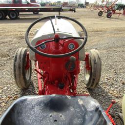 8N FORD TRACTOR