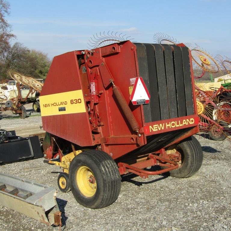 630 NEW HOLLAND ROUND BALER
