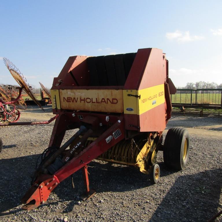 630 NEW HOLLAND ROUND BALER