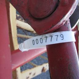 256 NEW HOLLAND DOLLY RAKE