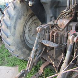 6180 MASSEY FERGUSON TRACTOR W/ CAB AND LOADER