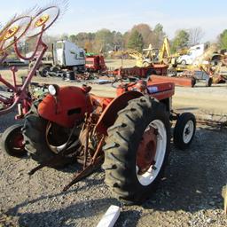 135 MASSEY FERGUSON TRACTOR