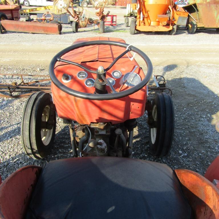 135 MASSEY FERGUSON TRACTOR